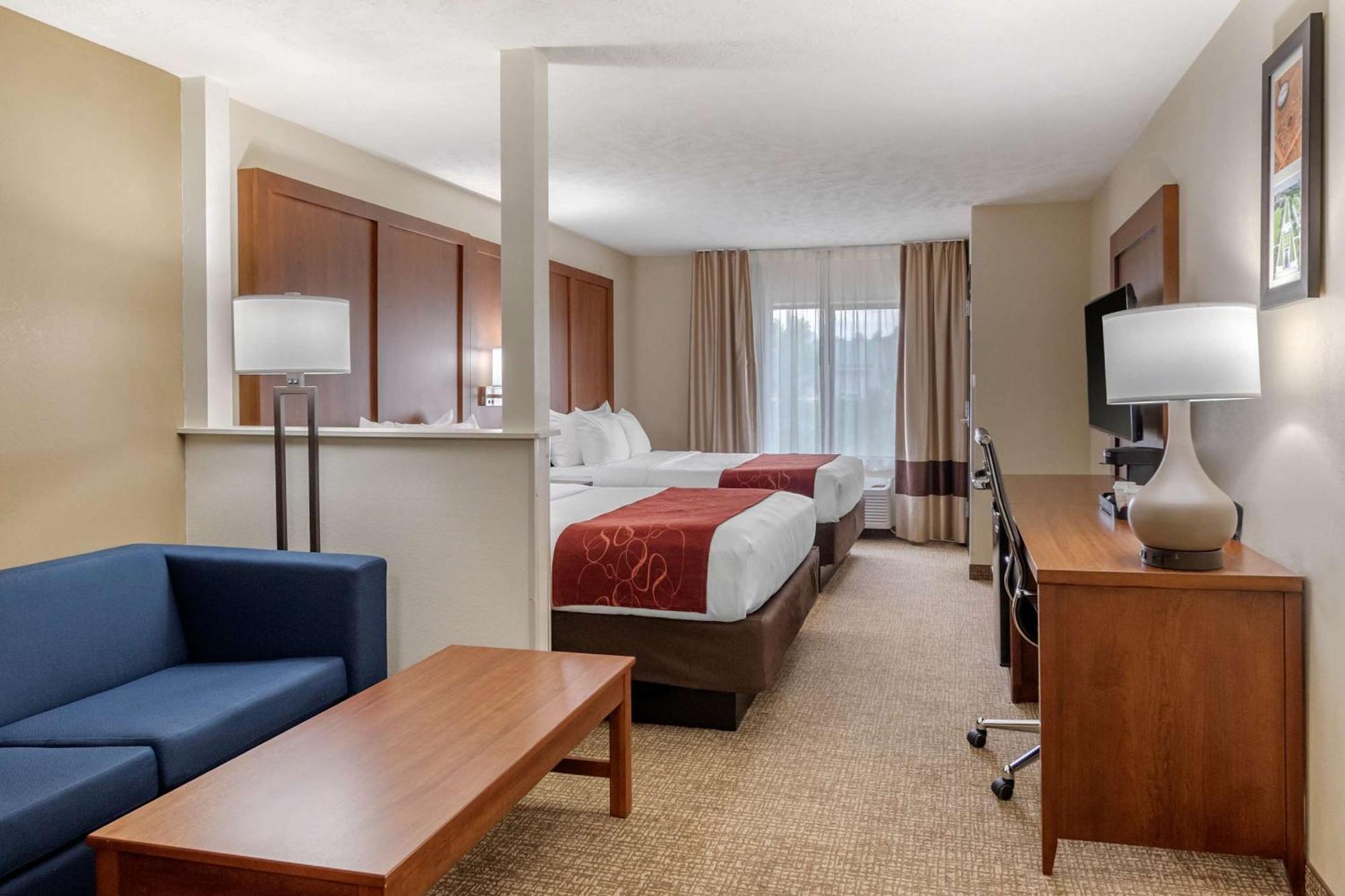 Comfort Suites Speedway - Канзас-Сити Экстерьер фото